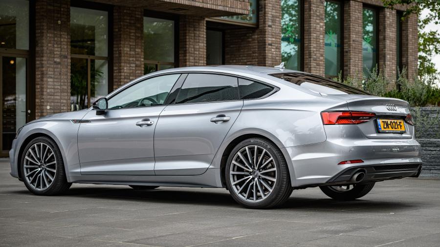  Audi A5 Sportback S-Line Black Edition 2018 года  (фото 4 из 17)